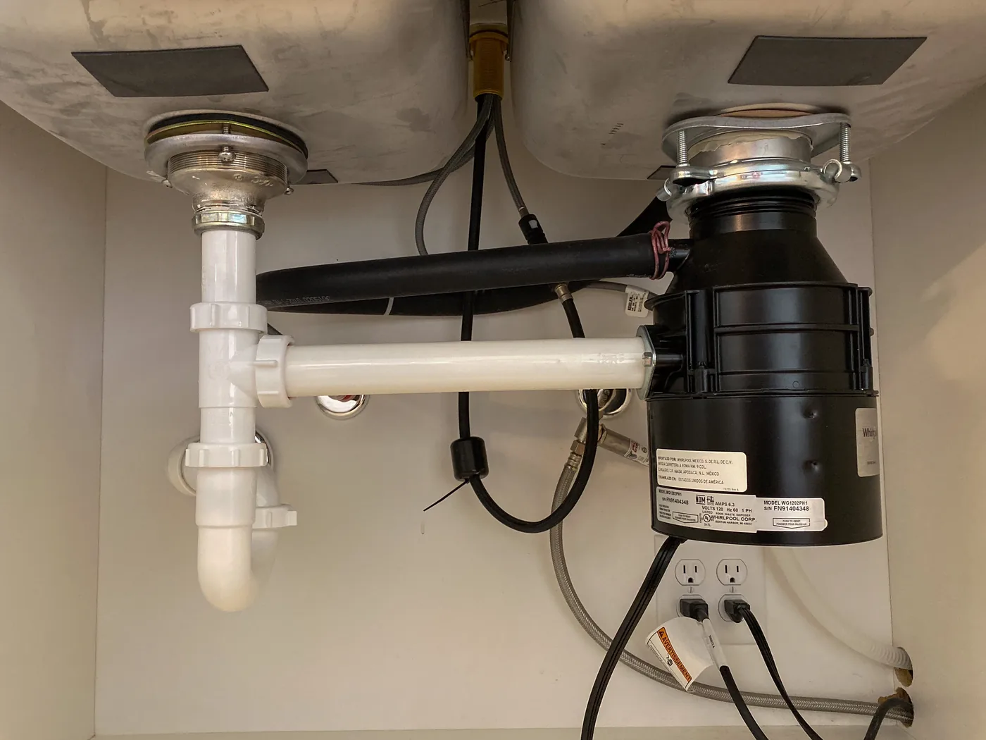 Garbage Disposal Leak in Five Points, Alabama